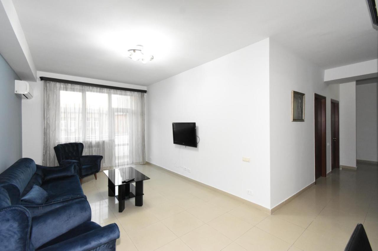 Mini Hotel יירבאן מראה חיצוני תמונה