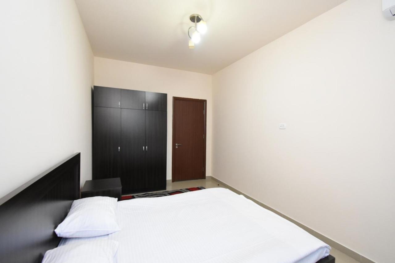 Mini Hotel יירבאן מראה חיצוני תמונה