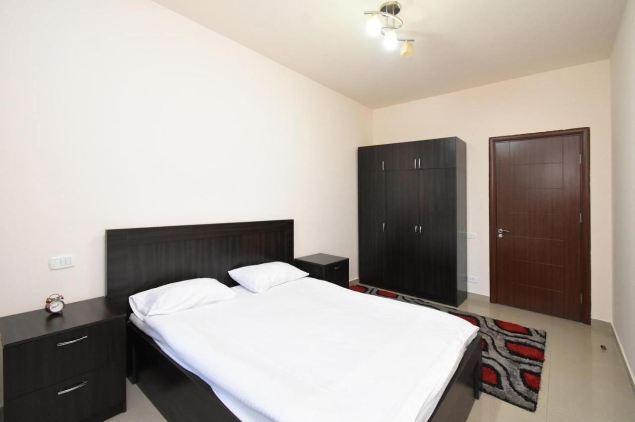 Mini Hotel יירבאן מראה חיצוני תמונה