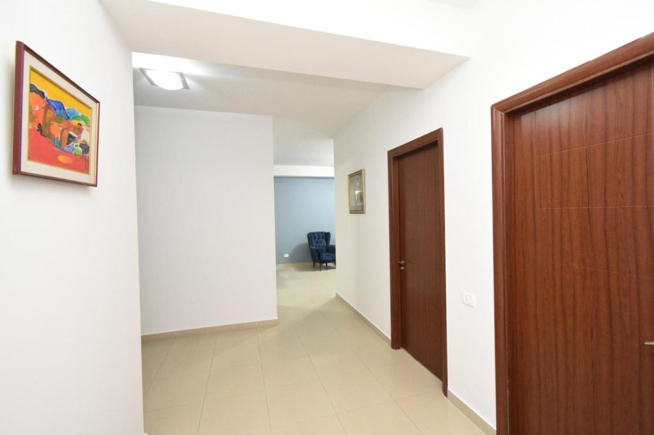 Mini Hotel יירבאן מראה חיצוני תמונה
