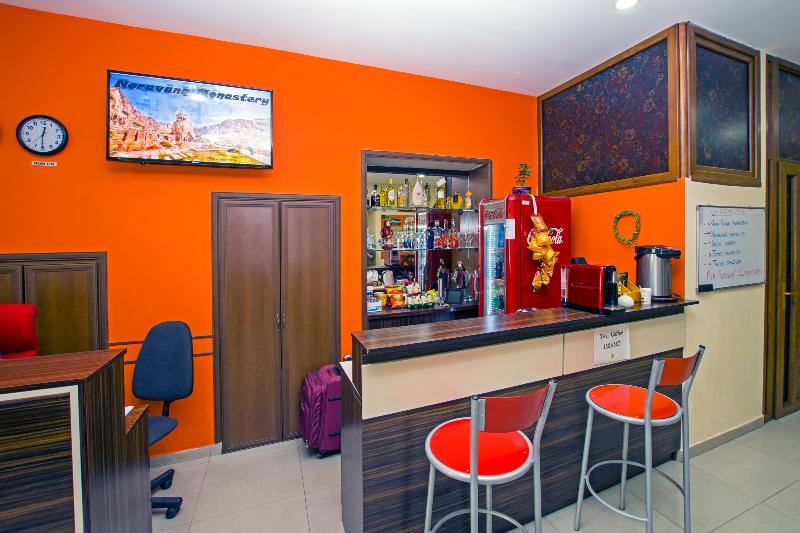 Mini Hotel יירבאן מראה חיצוני תמונה